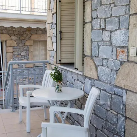Manoleas - 6 Appartement *