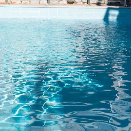 Manoleas - 6 * Stoupa